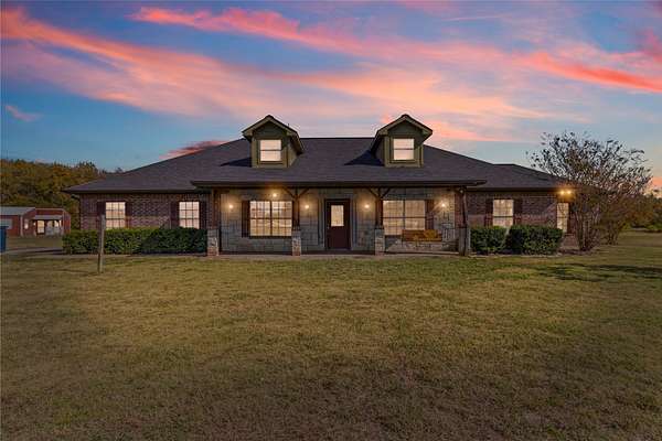 6 Acres of Land with Home for Sale in Leonard, Texas