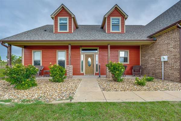 1.58 Acres of Land with Home for Sale in Howe, Texas