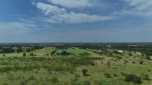15 Acres of Land for Sale in Farmersville, Texas