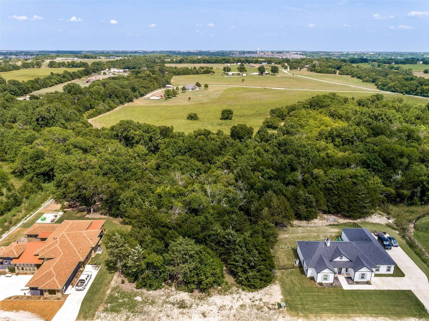 1.24 Acres of Residential Land for Sale in Van Alstyne, Texas