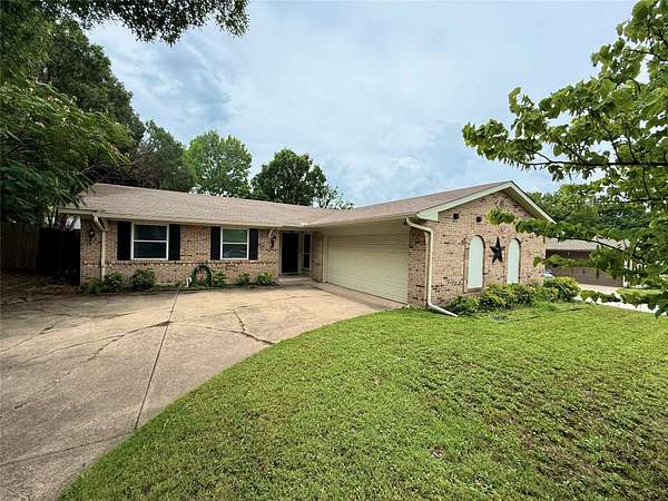 2 Acres of Land with Home for Lease in Richardson, Texas