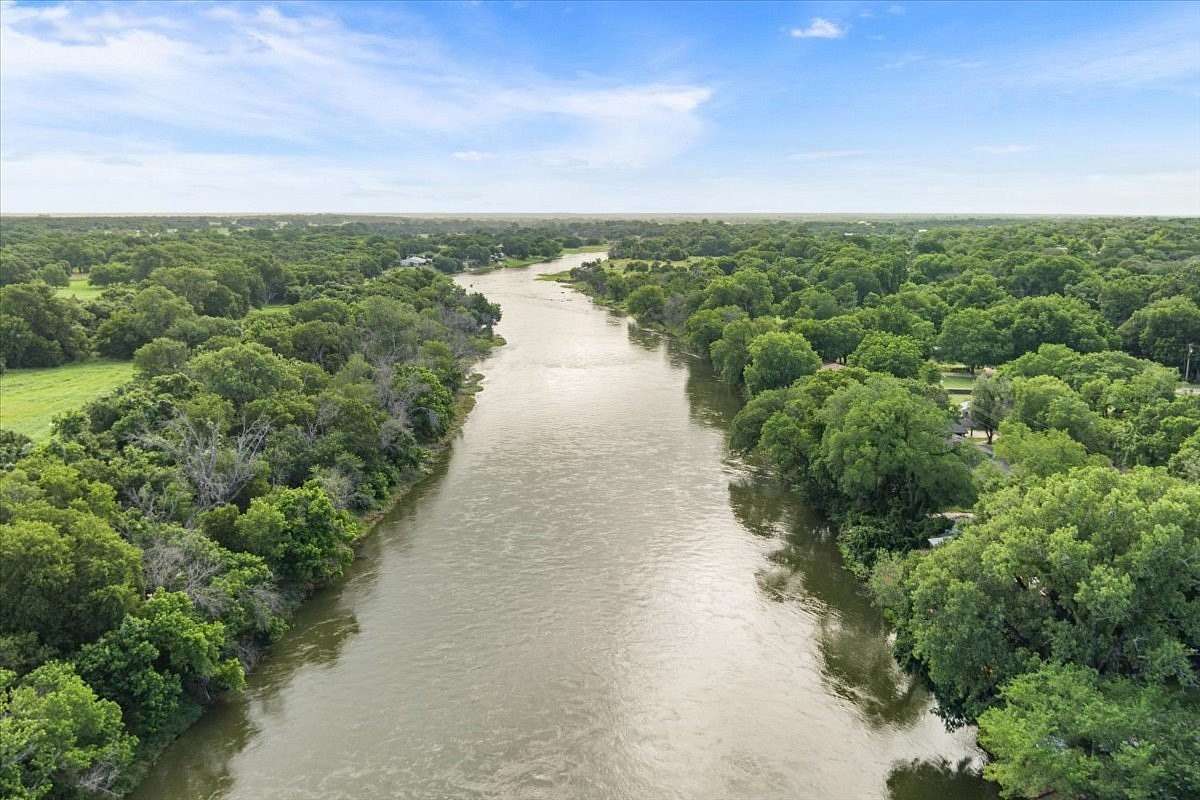 0.41 Acres of Residential Land for Sale in China Spring, Texas