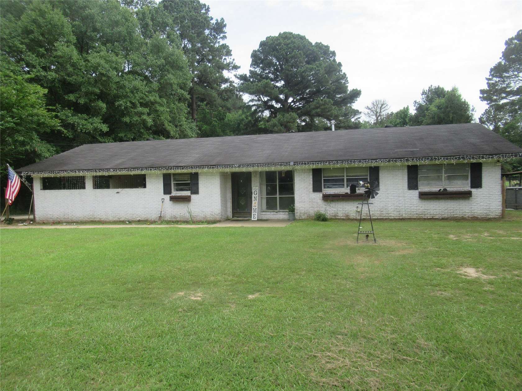 8.17 Acres of Land with Home for Sale in Springhill, Louisiana