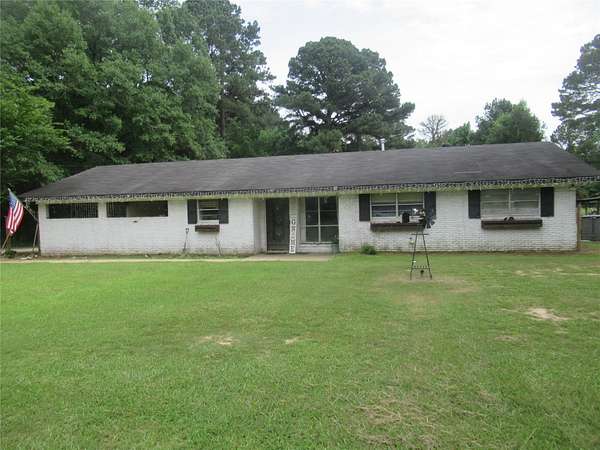 8.17 Acres of Land with Home for Sale in Springhill, Louisiana