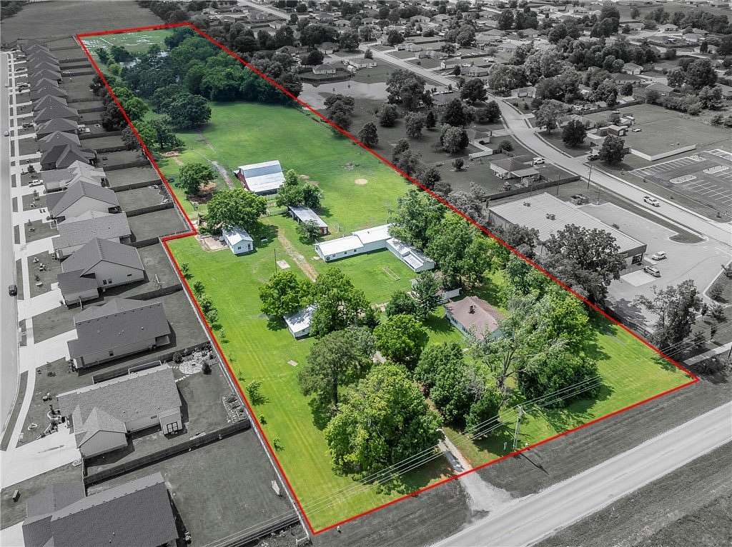 11.2 Acres of Land for Sale in Pea Ridge, Arkansas