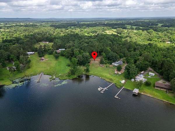 3 Acres of Residential Land for Sale in Daingerfield, Texas