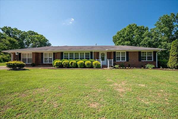 9 Acres of Land with Home for Sale in Anderson, Alabama