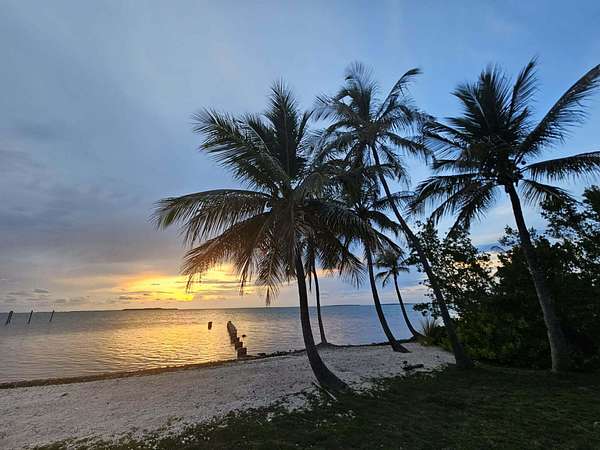 1 Acre of Residential Land for Sale in Key Largo, Florida