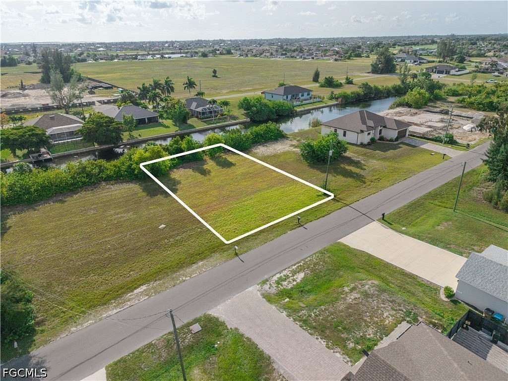 0.23 Acres of Land for Sale in Cape Coral, Florida