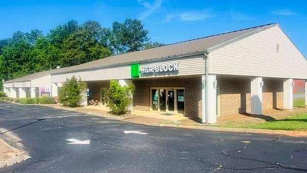 2.32 Acres of Improved Commercial Land for Sale in Greenwood, South Carolina