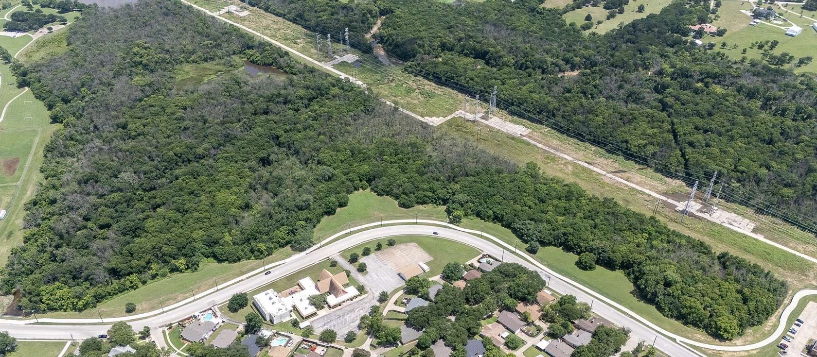 28 Acres of Land for Sale in Garland, Texas