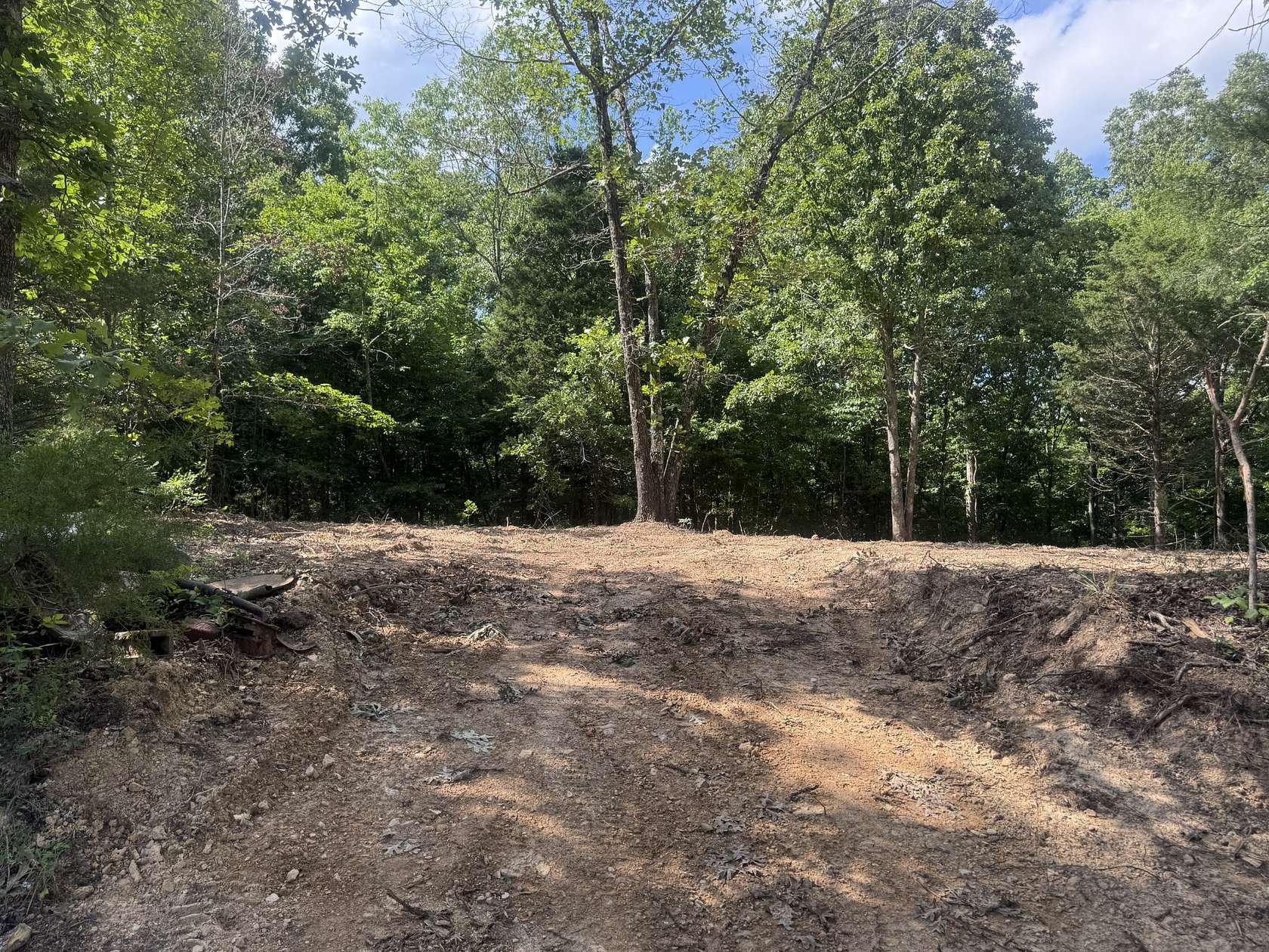 1.3 Acres of Residential Land for Sale in Indian Mound, Tennessee