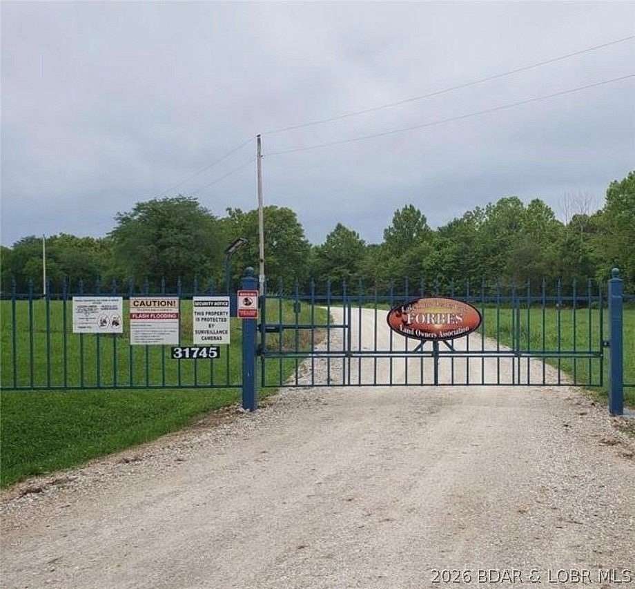 3.7 Acres of Residential Land for Sale in Edwards, Missouri