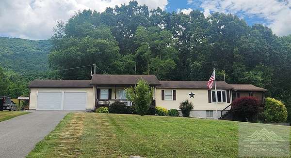 157 Acres of Agricultural Land with Home for Sale in Oakvale, West Virginia