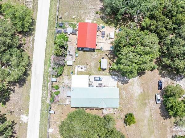 8 Acres of Improved Land for Sale in Lake City, Florida