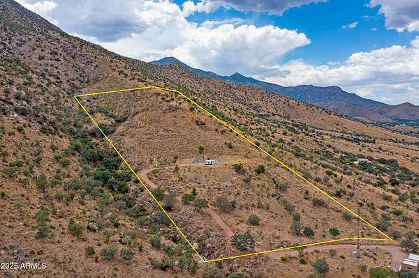 5 Acres of Land for Sale in Hereford, Arizona