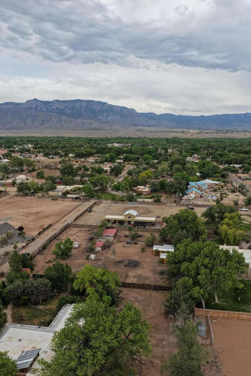 1 Acre of Residential Land for Sale in Corrales, New Mexico