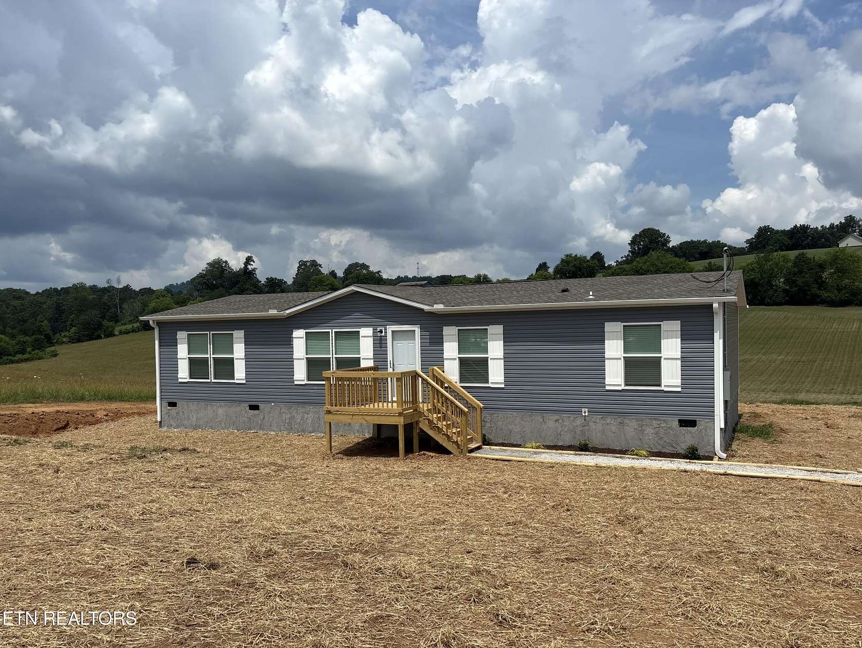 2 Acres of Land with Home for Sale in Madisonville, Tennessee