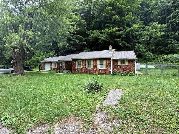 7.9 Acres of Land with Home for Sale in Portsmouth, Ohio