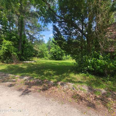 9 Acres of Residential Land for Sale in Burgaw, North Carolina
