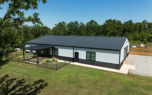 10 Acres of Land with Home for Sale in Noble, Oklahoma