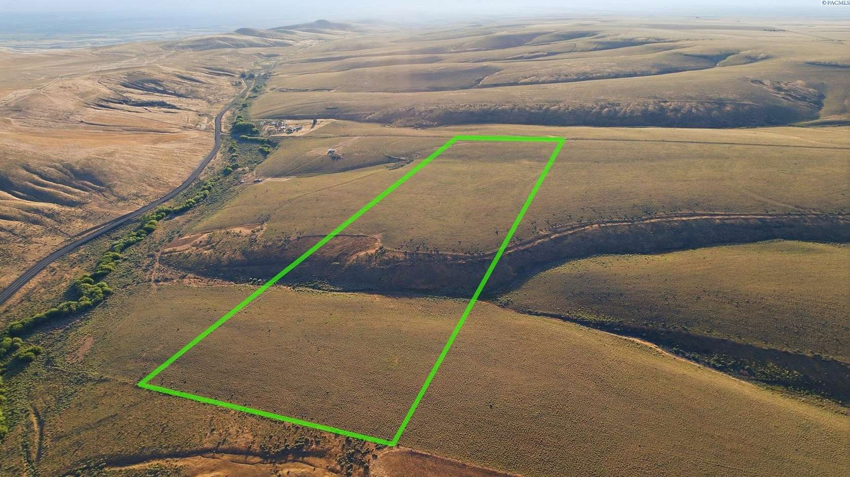 40 Acres of Agricultural & Residential Land for Sale in Mabton, Washington