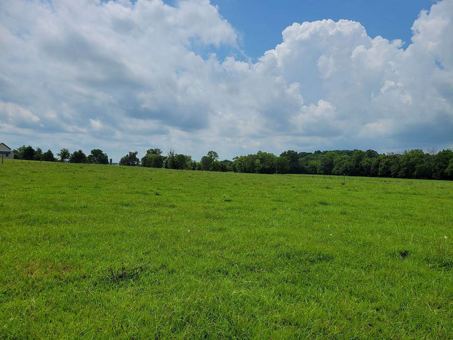 5.37 Acres of Residential Land for Sale in Morrison, Tennessee