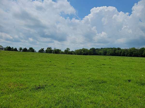 5.37 Acres of Residential Land for Sale in Morrison, Tennessee