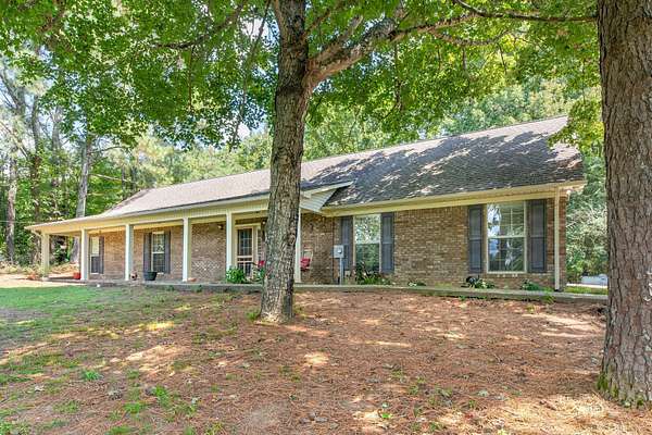 4.5 Acres of Land with Home for Sale in Leoma, Tennessee