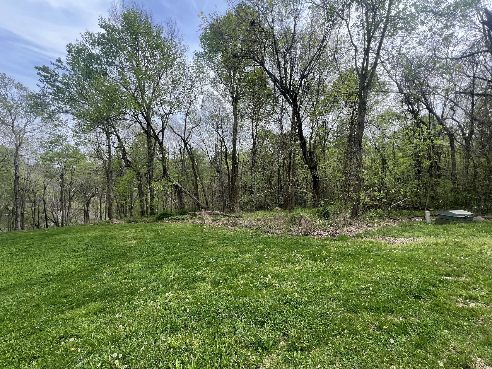 1.19 Acres of Residential Land for Sale in Scottsville, Kentucky