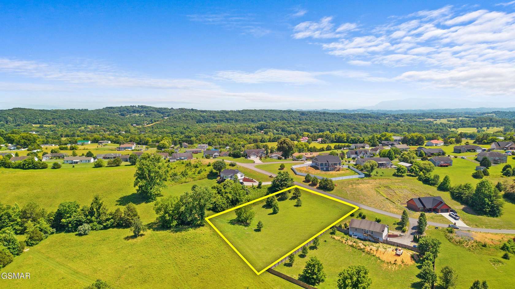 0.84 Acres of Residential Land for Sale in Kodak, Tennessee