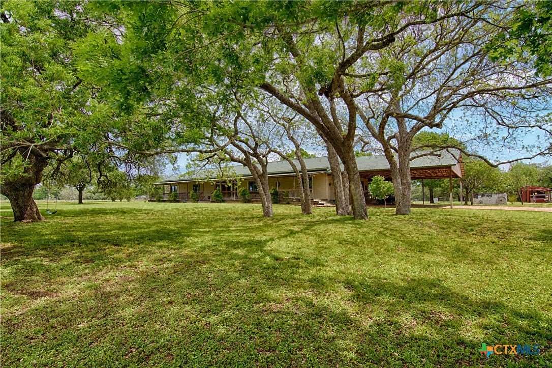 37.8 Acres of Land with Home for Sale in Moulton, Texas