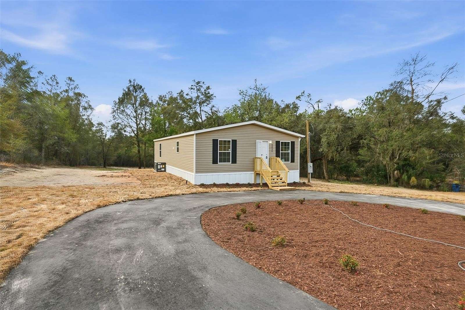 2.5 Acres of Land with Home for Sale in Brooksville, Florida