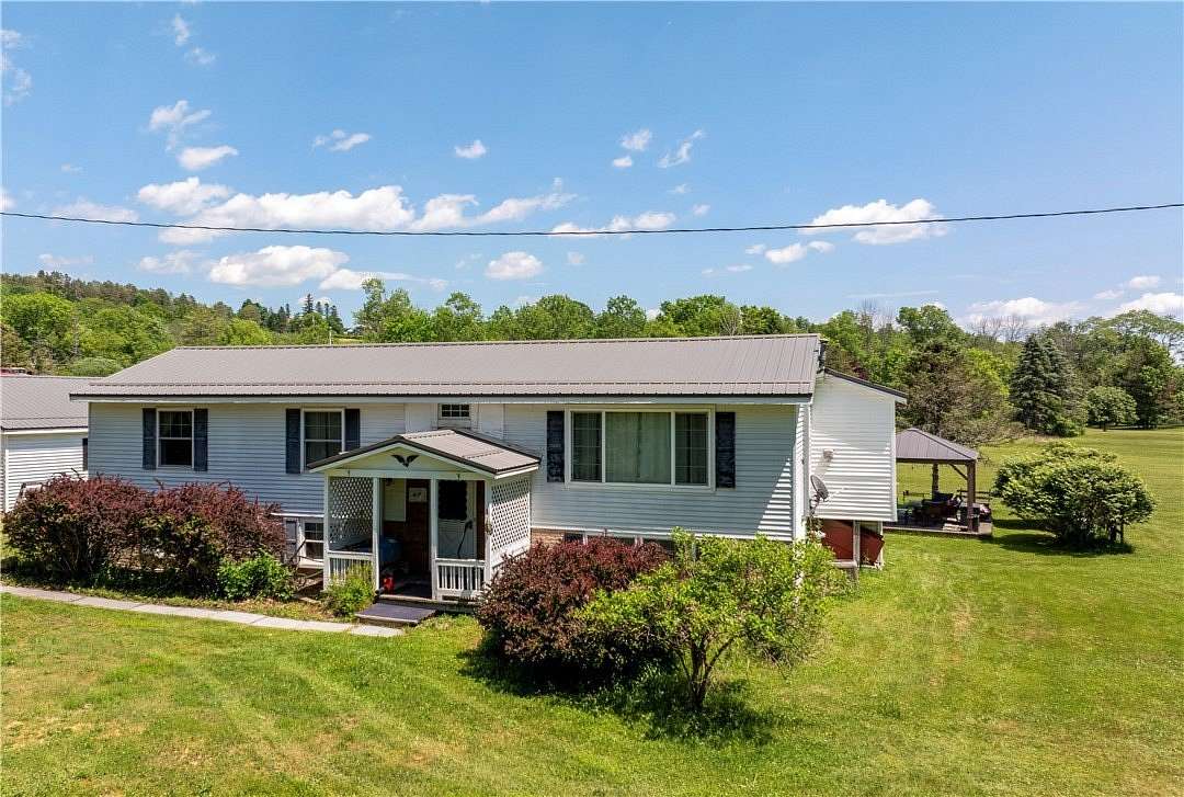 4 Acres of Land with Home for Sale in South Plymouth, New York