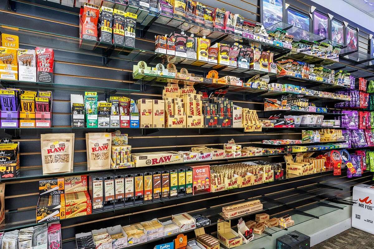 what is legal age to buy tobacco Tobacco 21