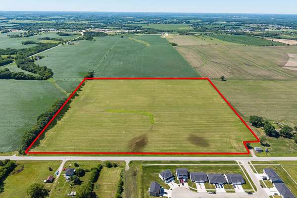 38.3 Acres of Land for Sale in Altoona, Iowa