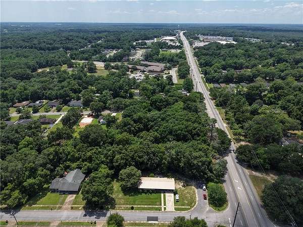 0.96 Acres of Residential Land for Sale in Mobile, Alabama