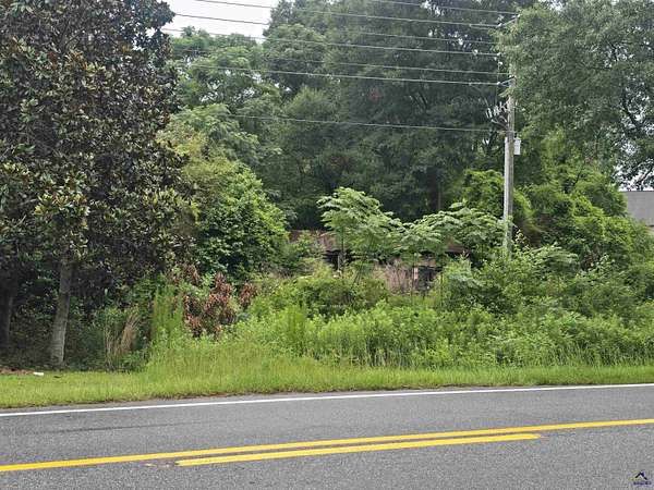 1.5 Acres of Residential Land for Sale in Kathleen, Georgia