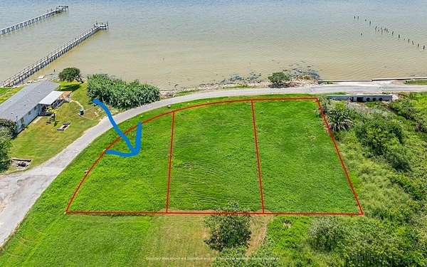 0.14 Acres of Residential Land for Sale in Bayside, Texas