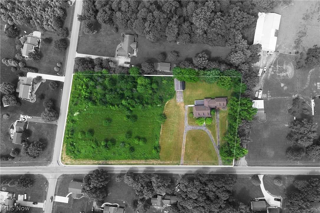 4 Acres of Land with Home for Sale in Canfield, Ohio