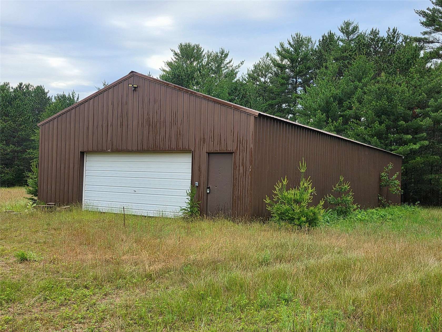 20 Acres of Recreational & Residential Land for Sale in Augusta, Wisconsin