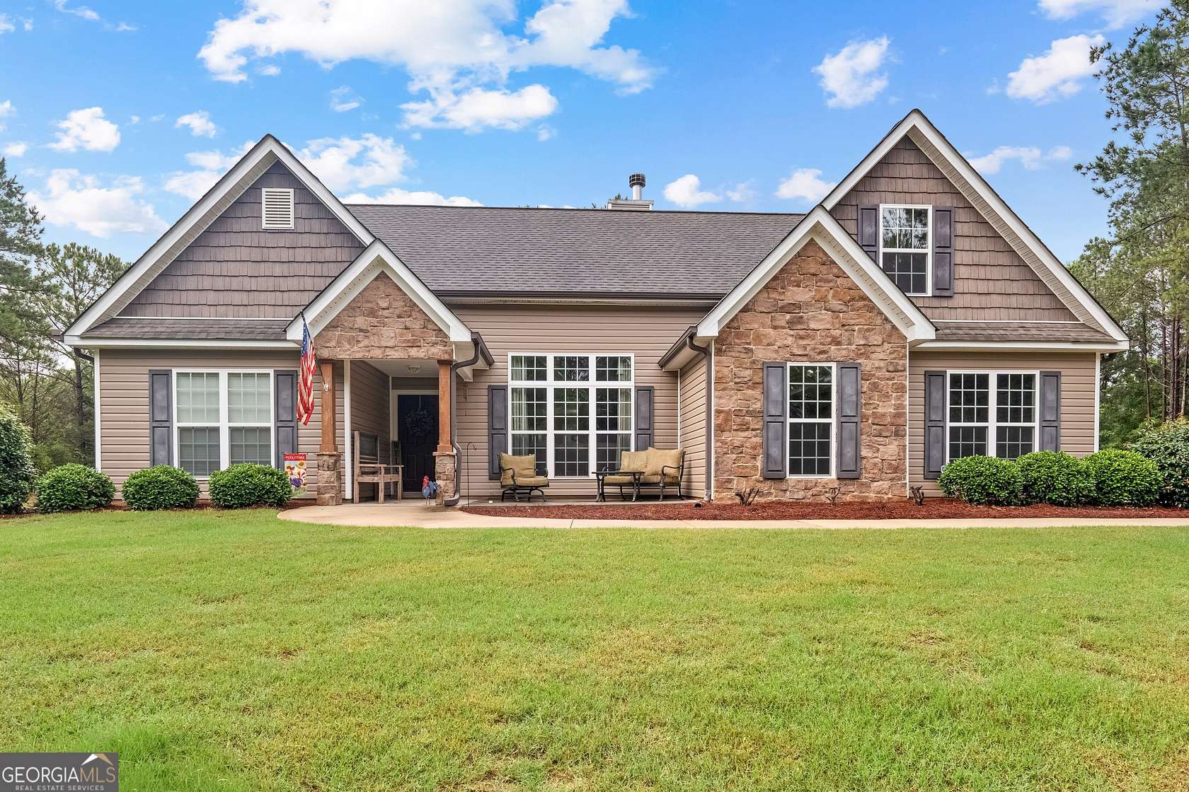 1.67 Acres of Land with Home for Sale in Grantville, Georgia
