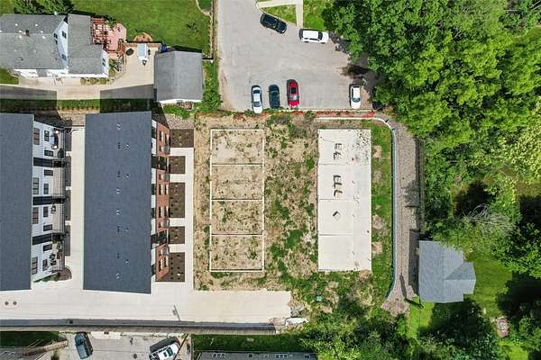 0.06 Acres of Residential Land for Sale in Des Moines, Iowa