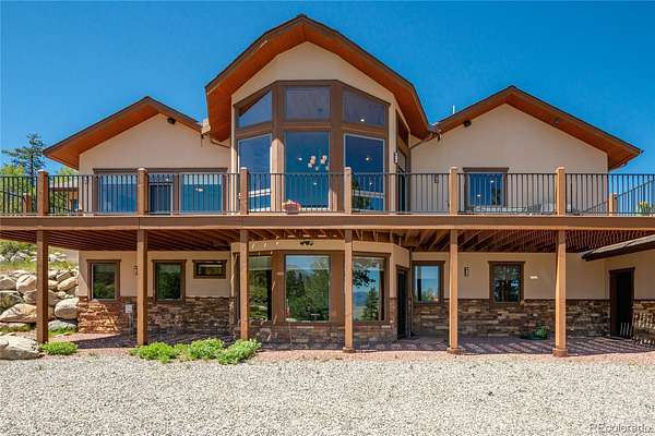 1.79 Acres of Land with Home for Sale in Buena Vista, Colorado