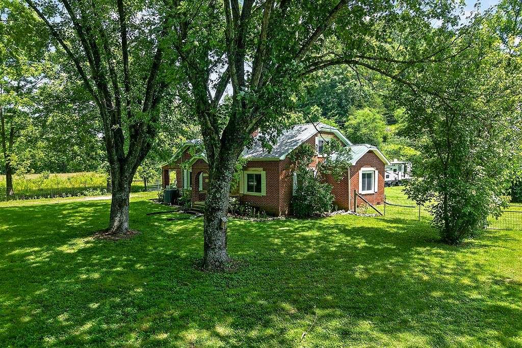 33.3 Acres of Recreational Land with Home for Sale in Whitleyville, Tennessee