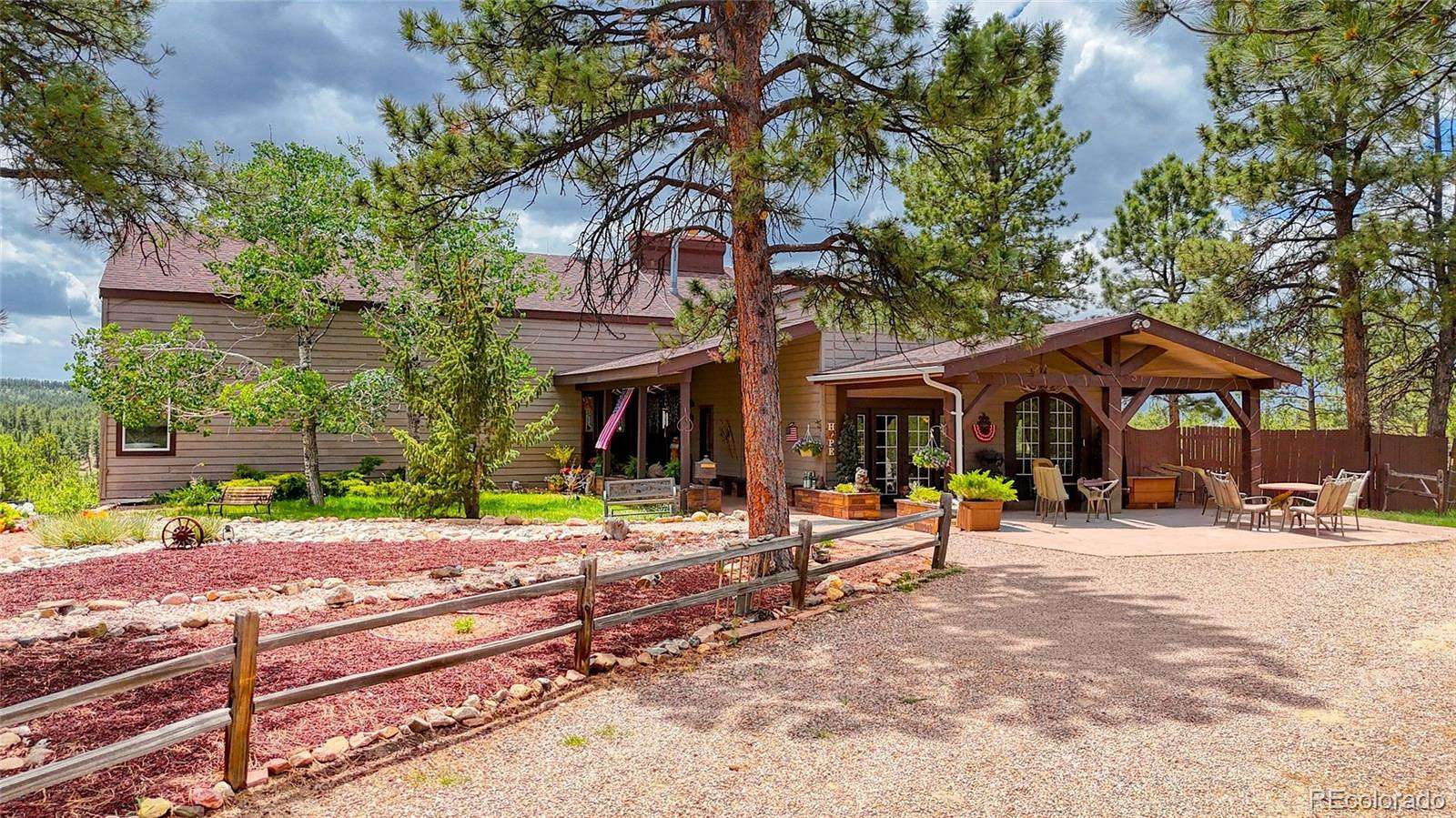 39 Acres of Land with Home for Sale in Westcliffe, Colorado
