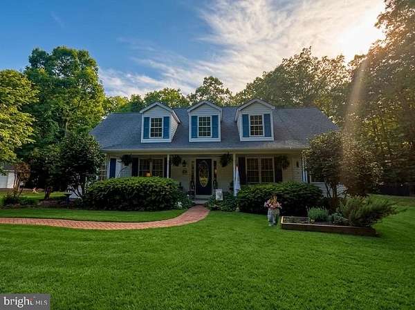 3.5 Acres of Land with Home for Sale in Newburg, Maryland