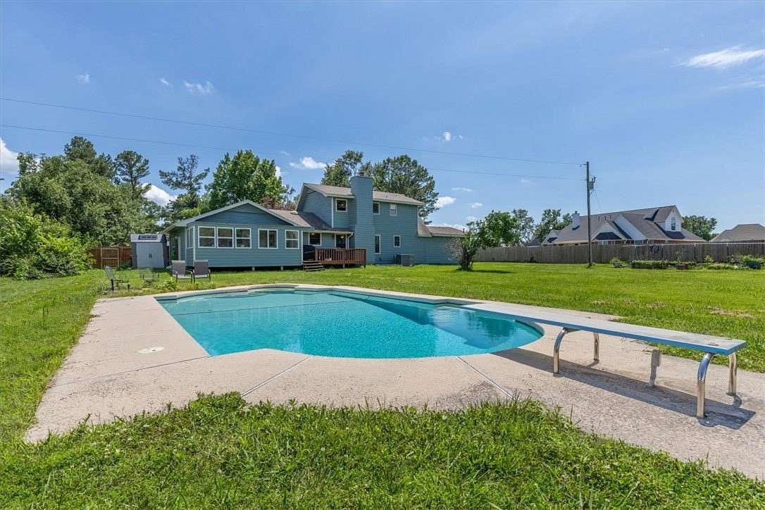 4.74 Acres of Land with Home for Sale in Rogers, Arkansas