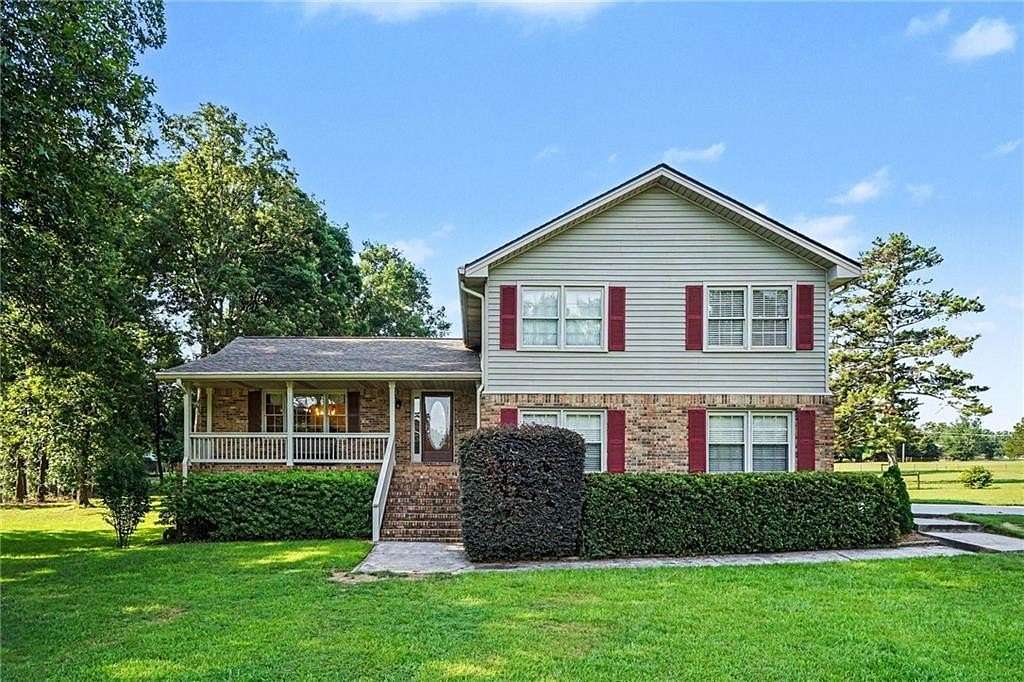 2.89 Acres of Land with Home for Sale in Conyers, Georgia