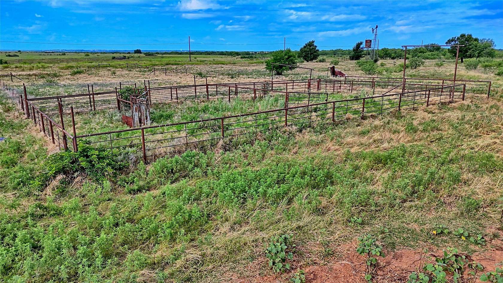 339 Acres of Land with Home for Sale in Henrietta, Texas - LandSearch